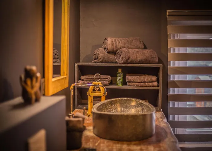 Au Dessus Du Cochon Perche Apartment