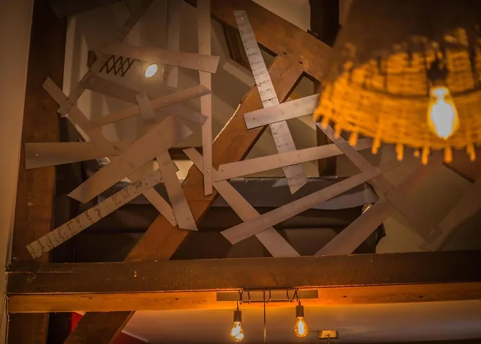 Au Dessus Du Cochon Perche Apartment *